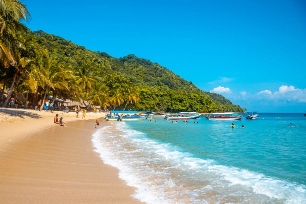 Paradisal beach in Tela, Honduras