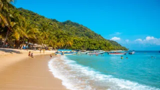 Paradisal beach in Tela, Honduras