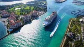 5 Reasons Why Travelers Are Taking Cruises In Record Numbers This Year1