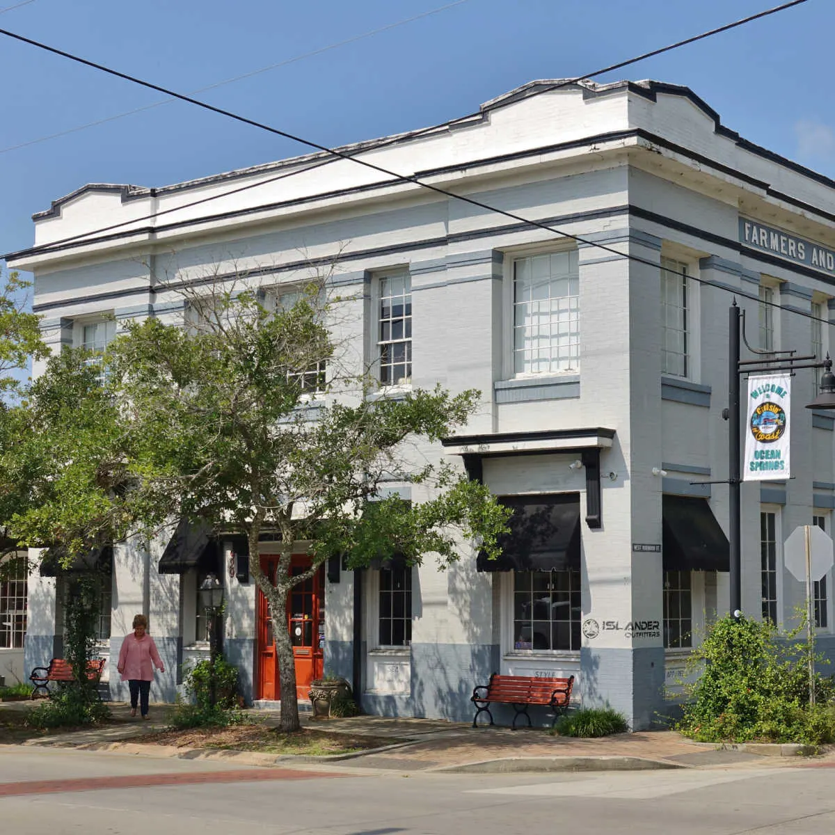 Historic building (former bank) in Ocean Springs, MS