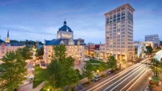 Historic buildings in Lexington skyline