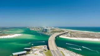 Low-Cost Airline Launches New Routes To Sun-Soaked U.S. Cities