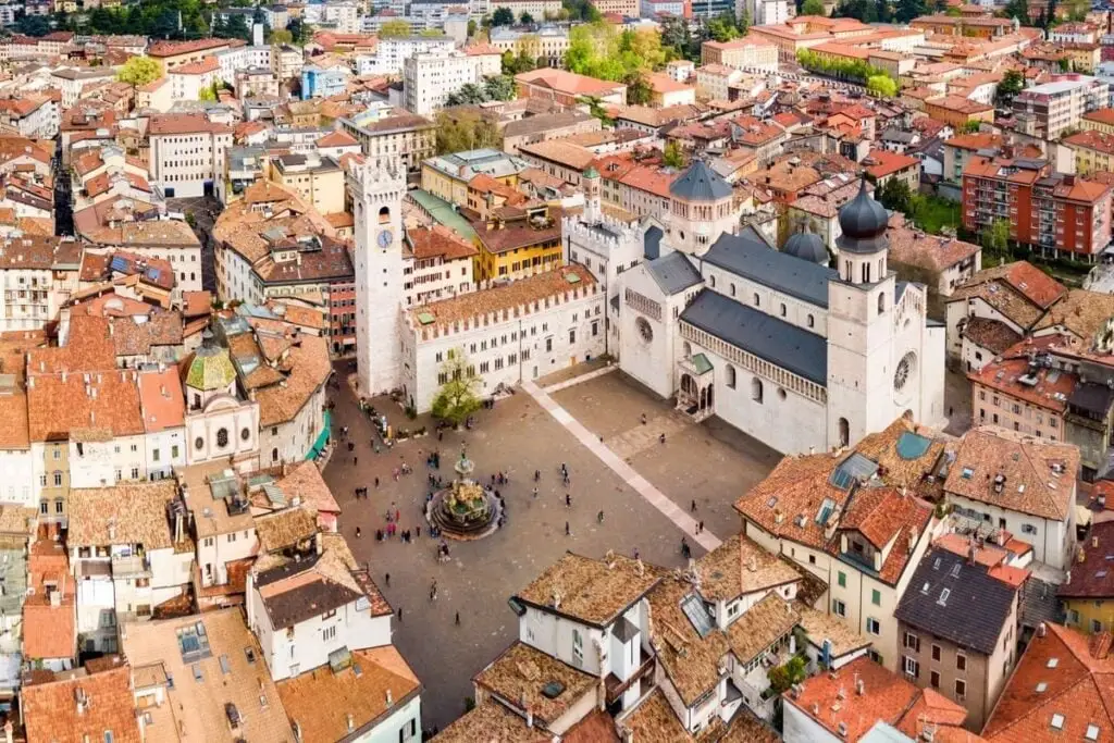 Move Over Rome This Hidden Gem In Italy Has Ancient Charm & Less Crowds