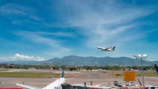 Flight departing SJO