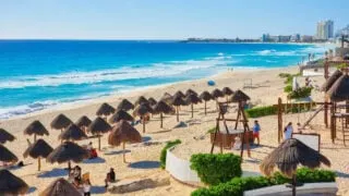 Dolphin Beach, Cancun on beautiful day