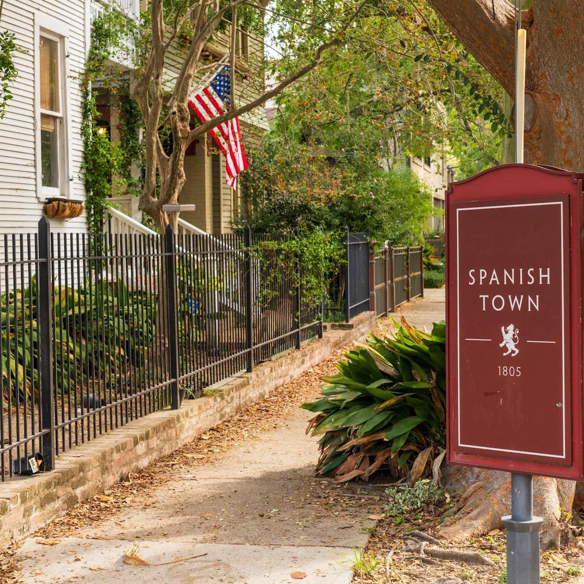 Spanish Town sign in Baton Rouge