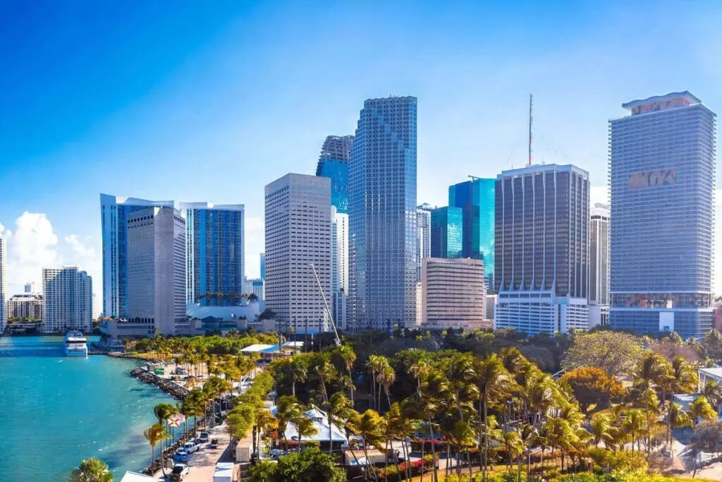 Sunny Weather & Vibrant Culture Digital Nomads Are Flocking To This Florida Beach City