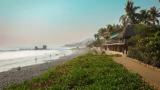 Beachside view of El Tunco in El Salvador