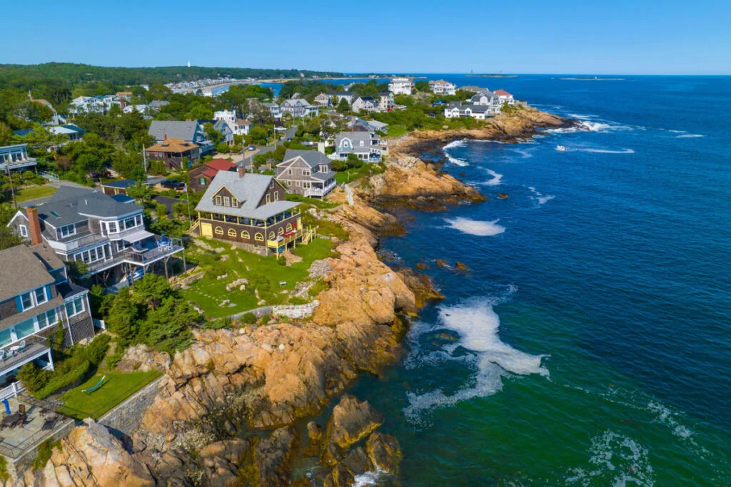 This Cluster Of New England Beach Towns Is One Of America's Most Affordable Spring Getaways