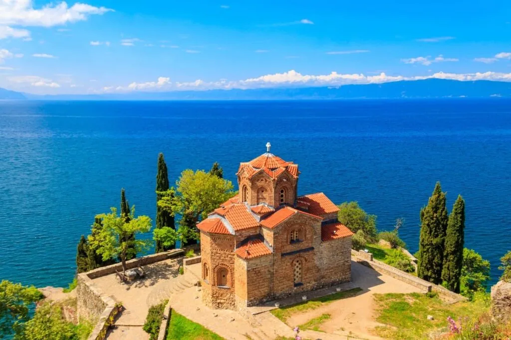 Top 5 Spring Destinations In Europe For Cheaper Prices & Less Crowds