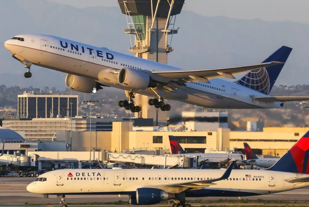 U.S. Airlines With The Least Amount Of Delays This Month