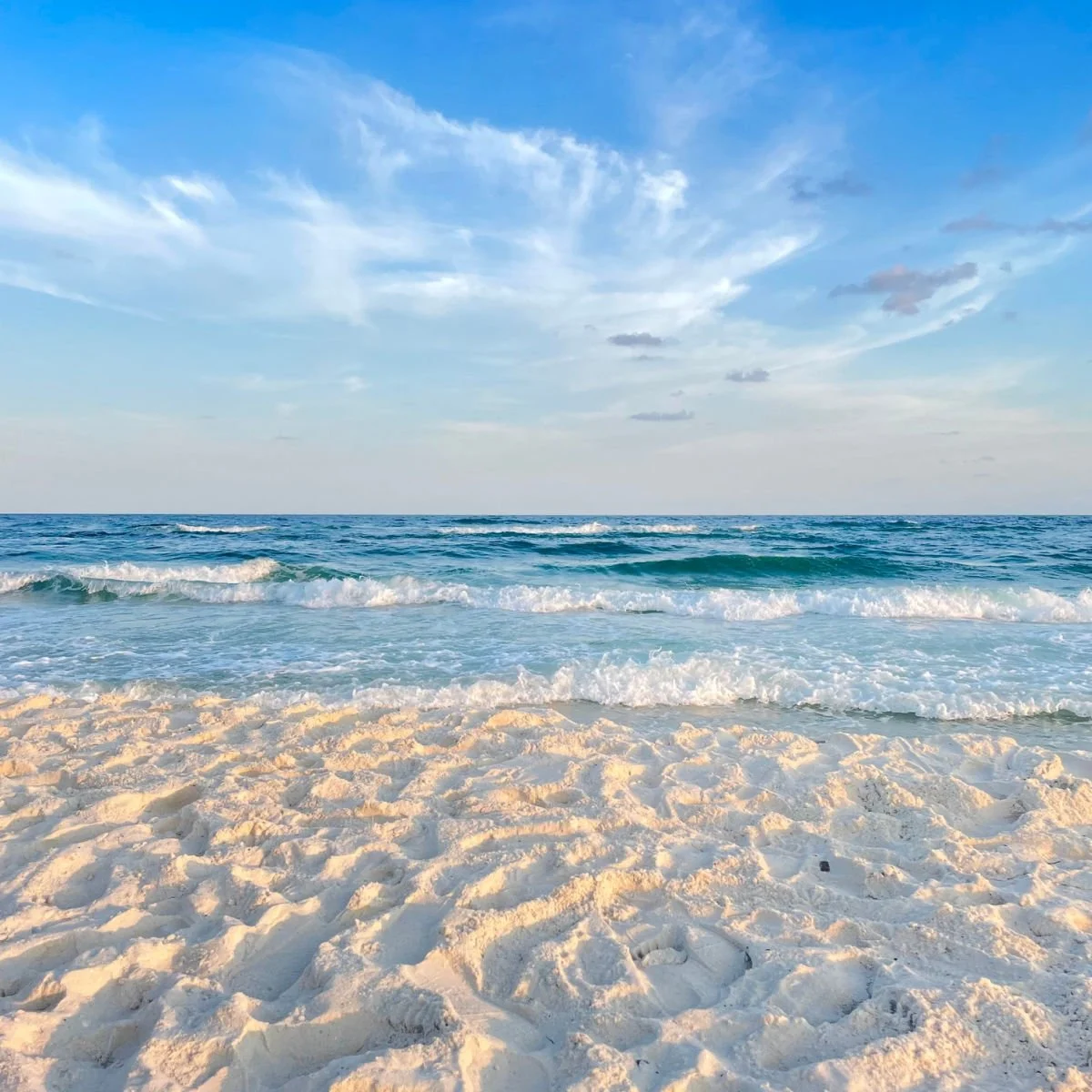 White sand beach in Gulf Shores, Alabama